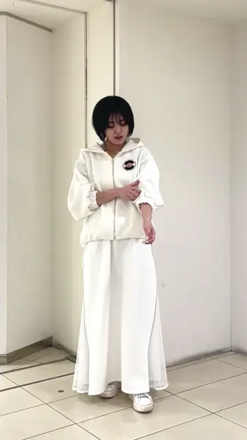 GRACE CONTINENTAL yoshi コーディネート画像