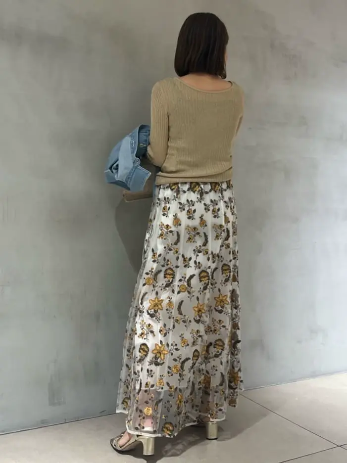 GRACE CONTINENTAL 穐山　香織 コーディネート画像