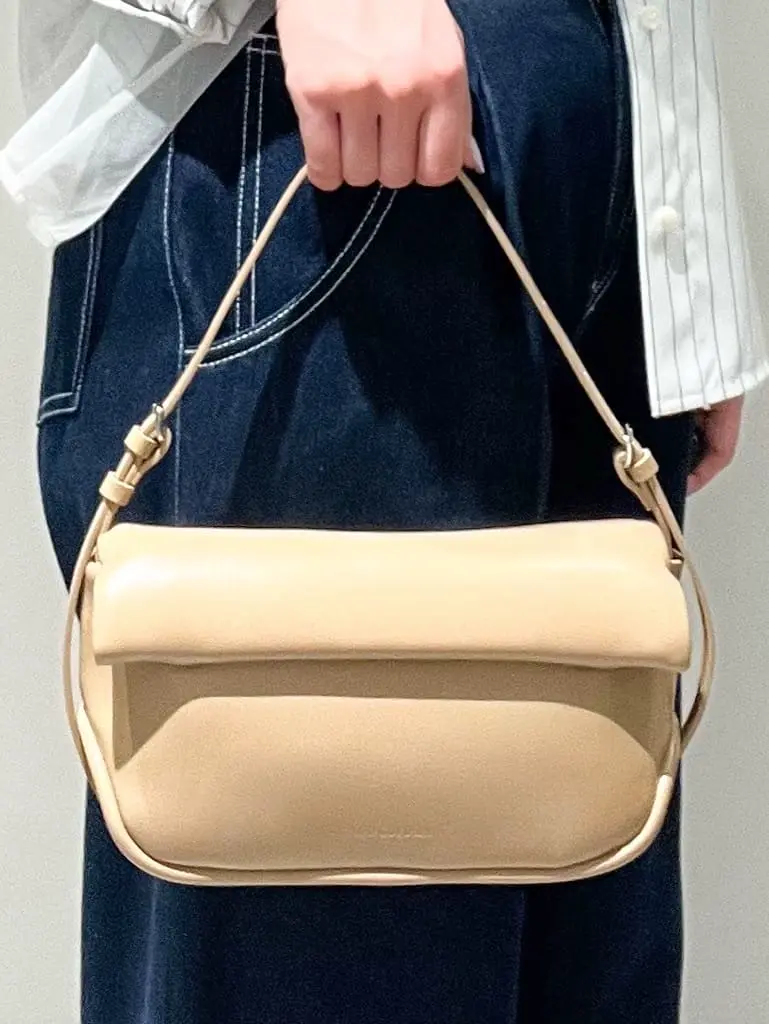 GRACE CONTINENTAL CHISAKO.S コーディネート画像