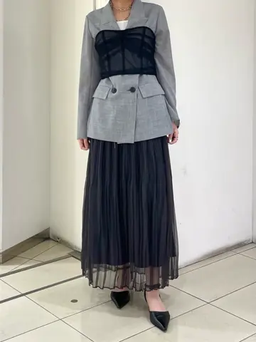 GRACE CONTINENTAL yoshi コーディネート画像