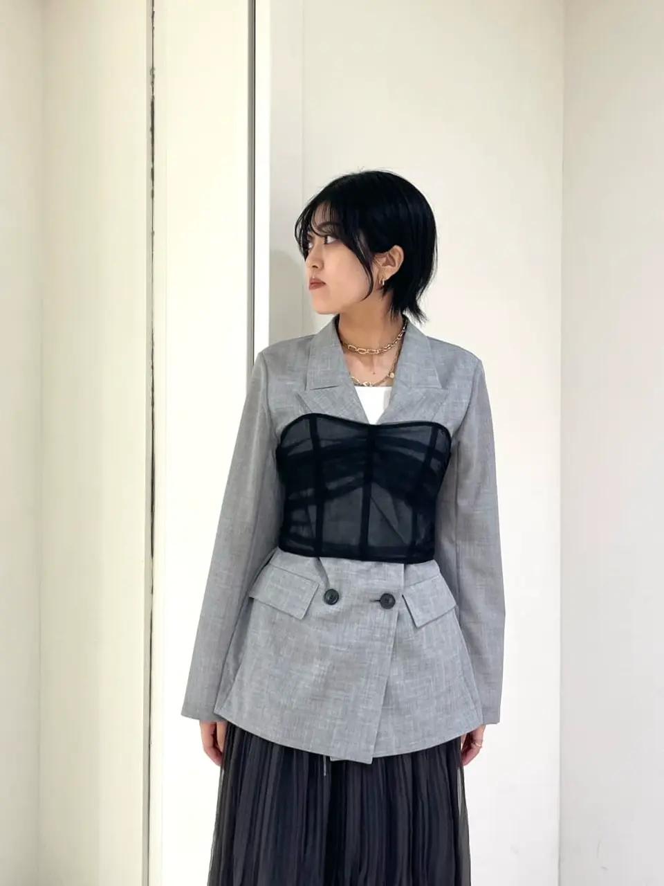 GRACE CONTINENTAL yoshi コーディネート画像