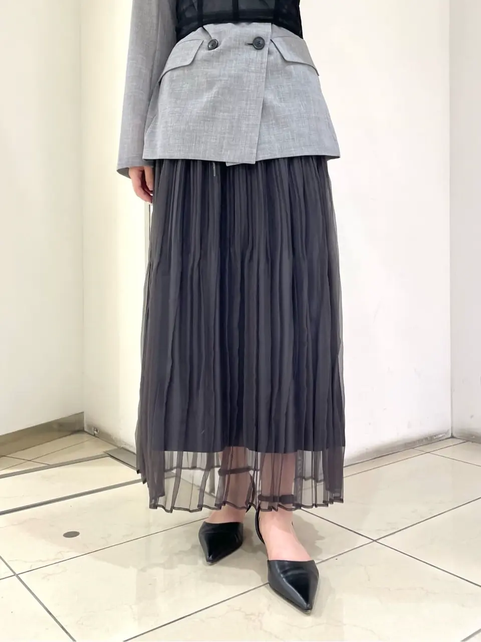 GRACE CONTINENTAL yoshi コーディネート画像