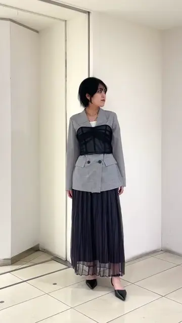 GRACE CONTINENTAL yoshi コーディネート画像