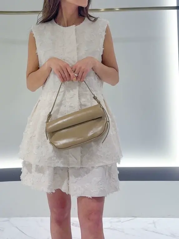 GRACE CONTINENTAL yukimi yonee コーディネート画像