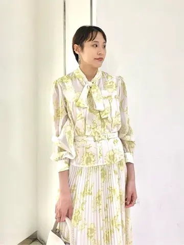 GRACE CONTINENTAL haruka iwasaki コーディネート画像