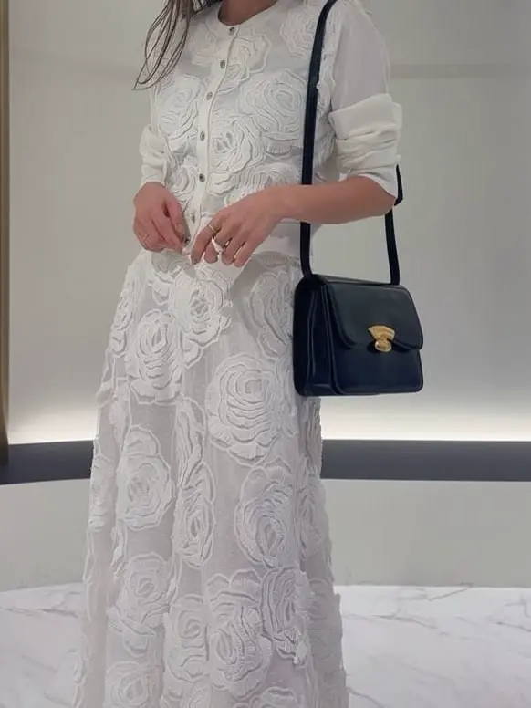 GRACE CONTINENTAL yukimi yonee コーディネート画像