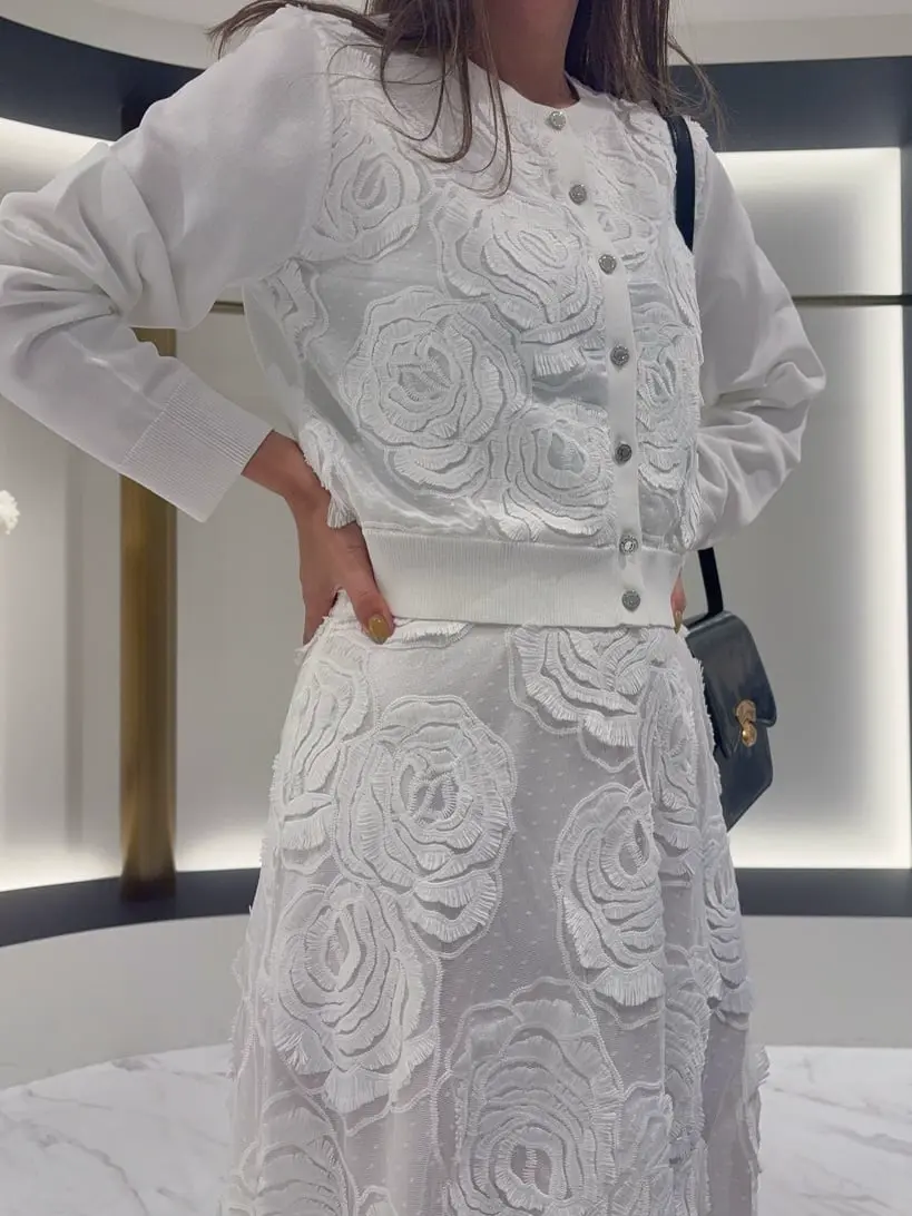 GRACE CONTINENTAL yukimi yonee コーディネート画像