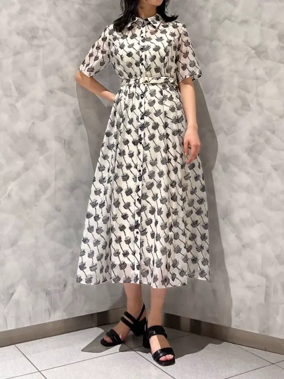 GRACE CONTINENTAL OZAWA コーディネート画像