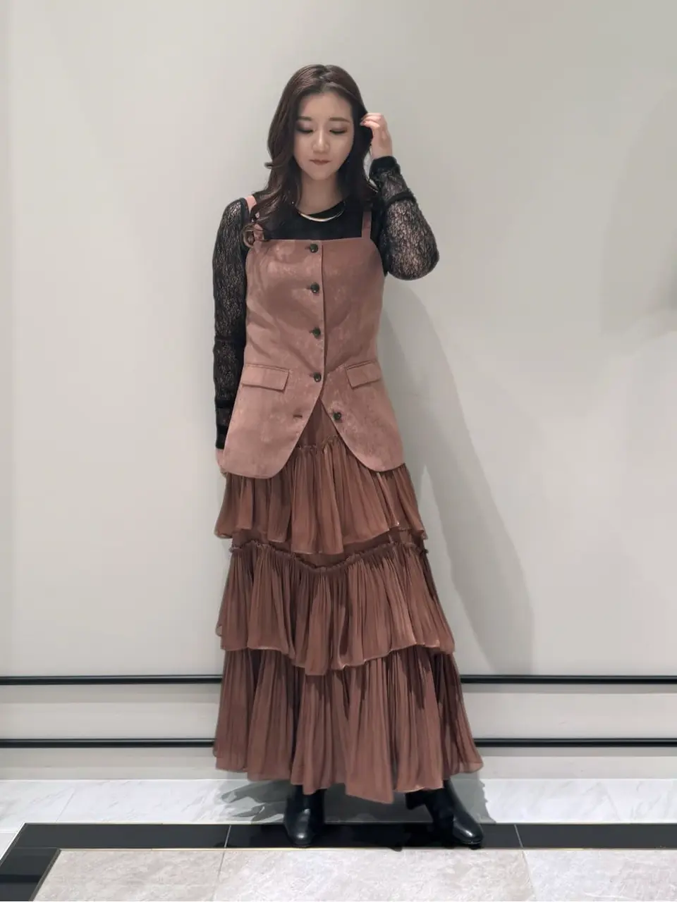 GRACE CONTINENTAL MOMOKO コーディネート画像