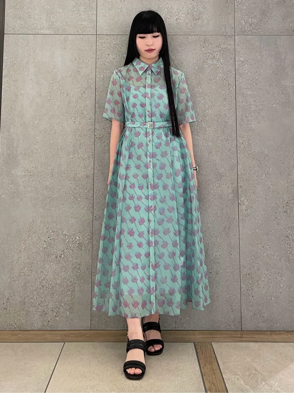 GRACE CONTINENTAL 清水　杏梨 コーディネート画像