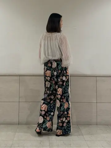 GRACE CONTINENTAL 伊藤　静華 コーディネート画像