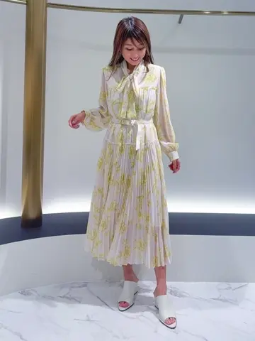 GRACE CONTINENTAL yukimi yonee コーディネート画像