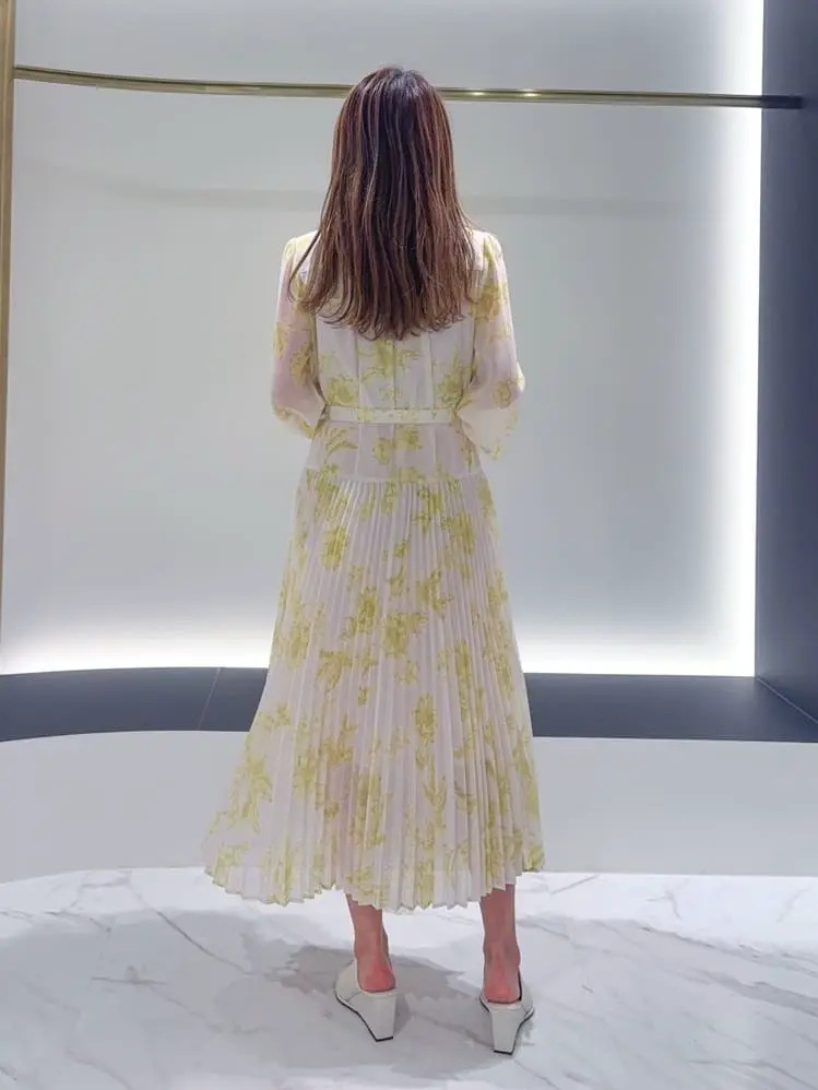 GRACE CONTINENTAL yukimi yonee コーディネート画像