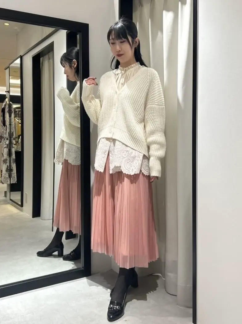 GRACE CONTINENTAL 端場　わかな コーディネート画像