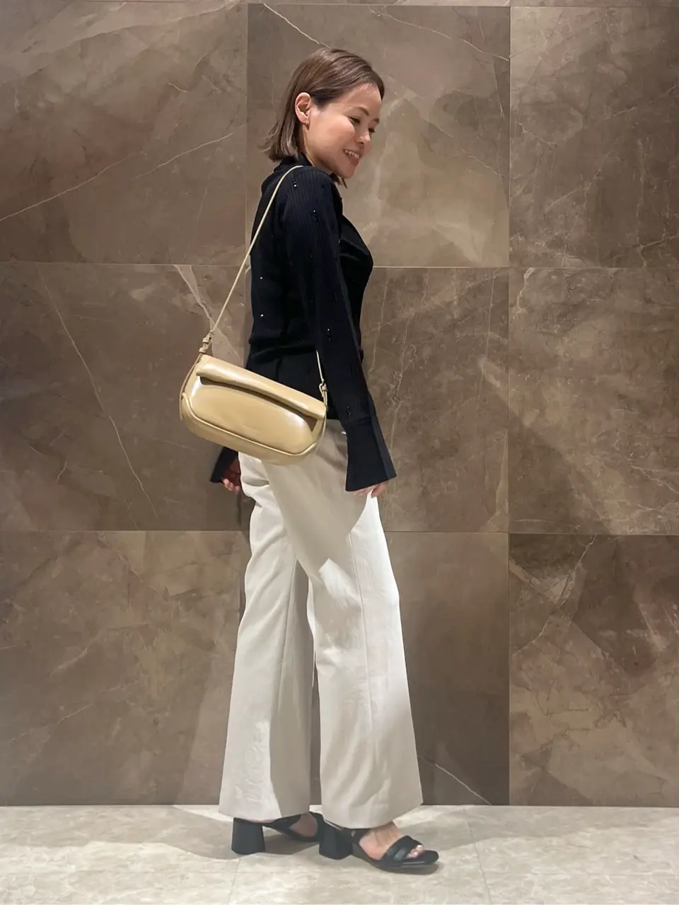 GRACE CONTINENTAL 穐山　香織 コーディネート画像