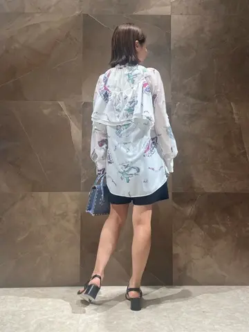 GRACE CONTINENTAL 穐山　香織 コーディネート画像