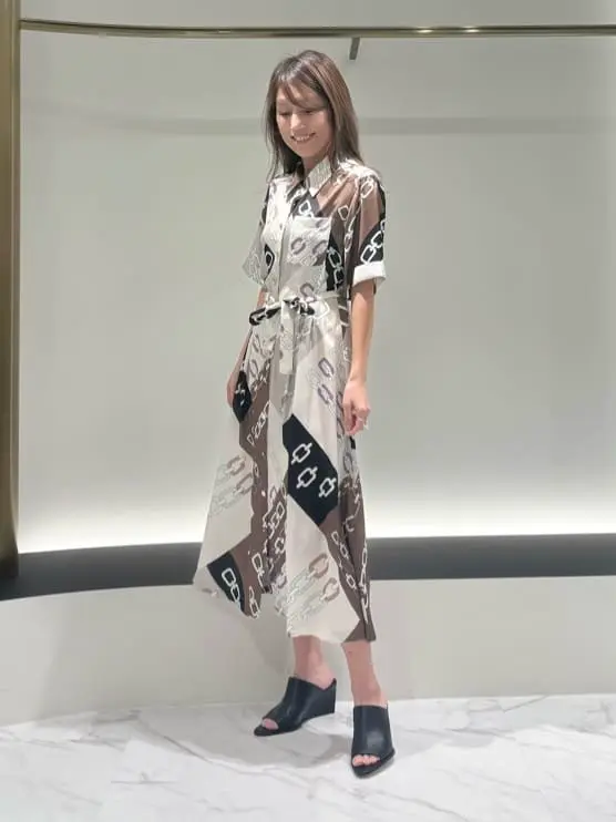 GRACE CONTINENTAL yukimi yonee コーディネート画像