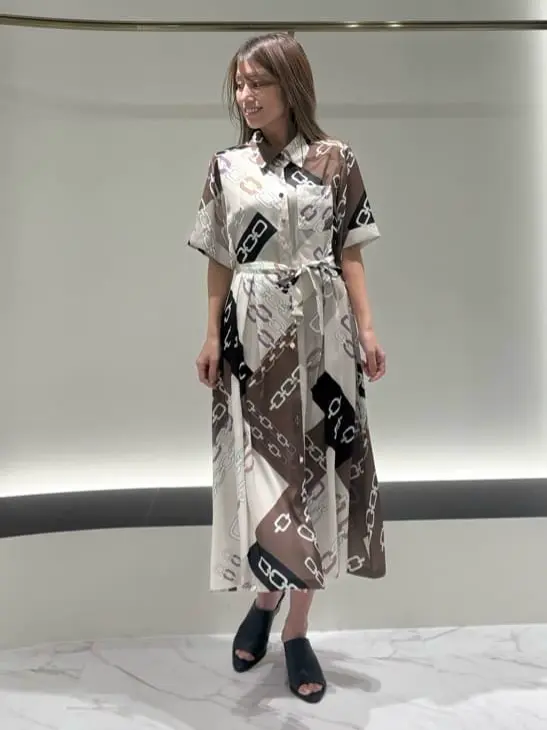 GRACE CONTINENTAL yukimi yonee コーディネート画像