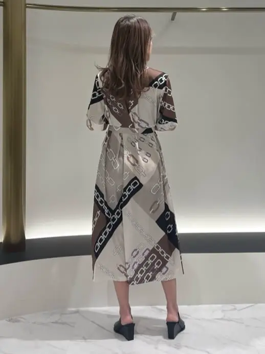 GRACE CONTINENTAL yukimi yonee コーディネート画像