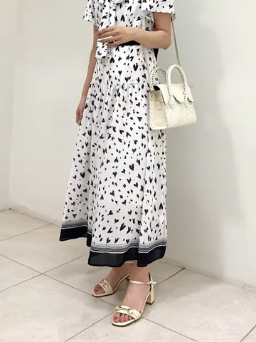 GRACE CONTINENTAL MORITA AI コーディネート画像