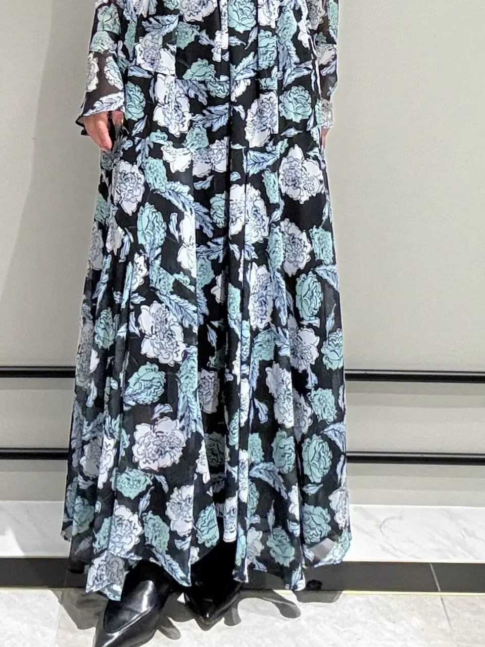 GRACE CONTINENTAL 森南海 コーディネート画像