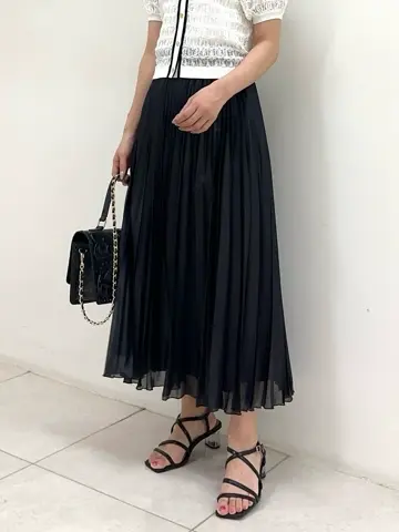 GRACE CONTINENTAL MORITA AI コーディネート画像