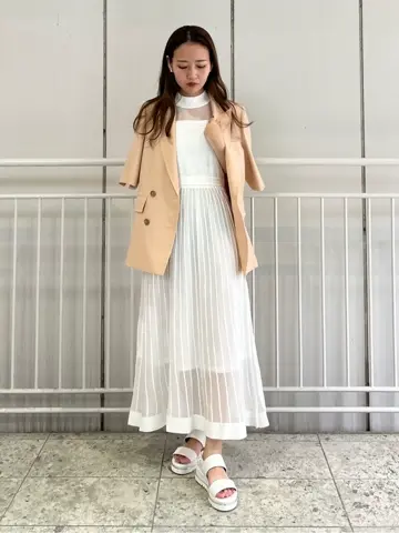 GRACE CONTINENTAL 加藤   恵理奈 コーディネート画像