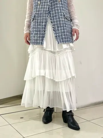 GRACE CONTINENTAL yoshi コーディネート画像