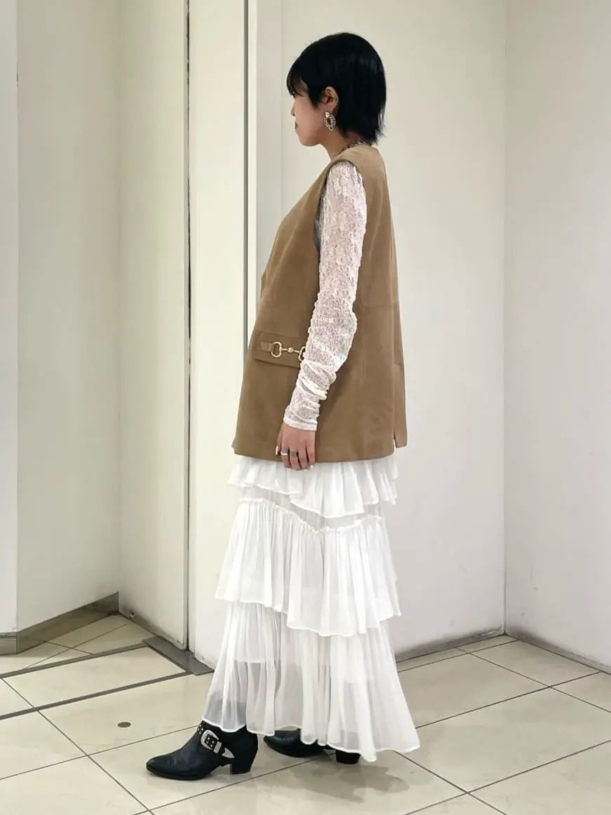 GRACE CONTINENTAL yoshi コーディネート画像