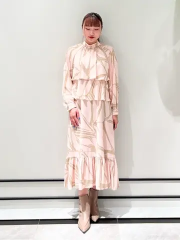 GRACE CONTINENTAL CHISAKO.S コーディネート画像