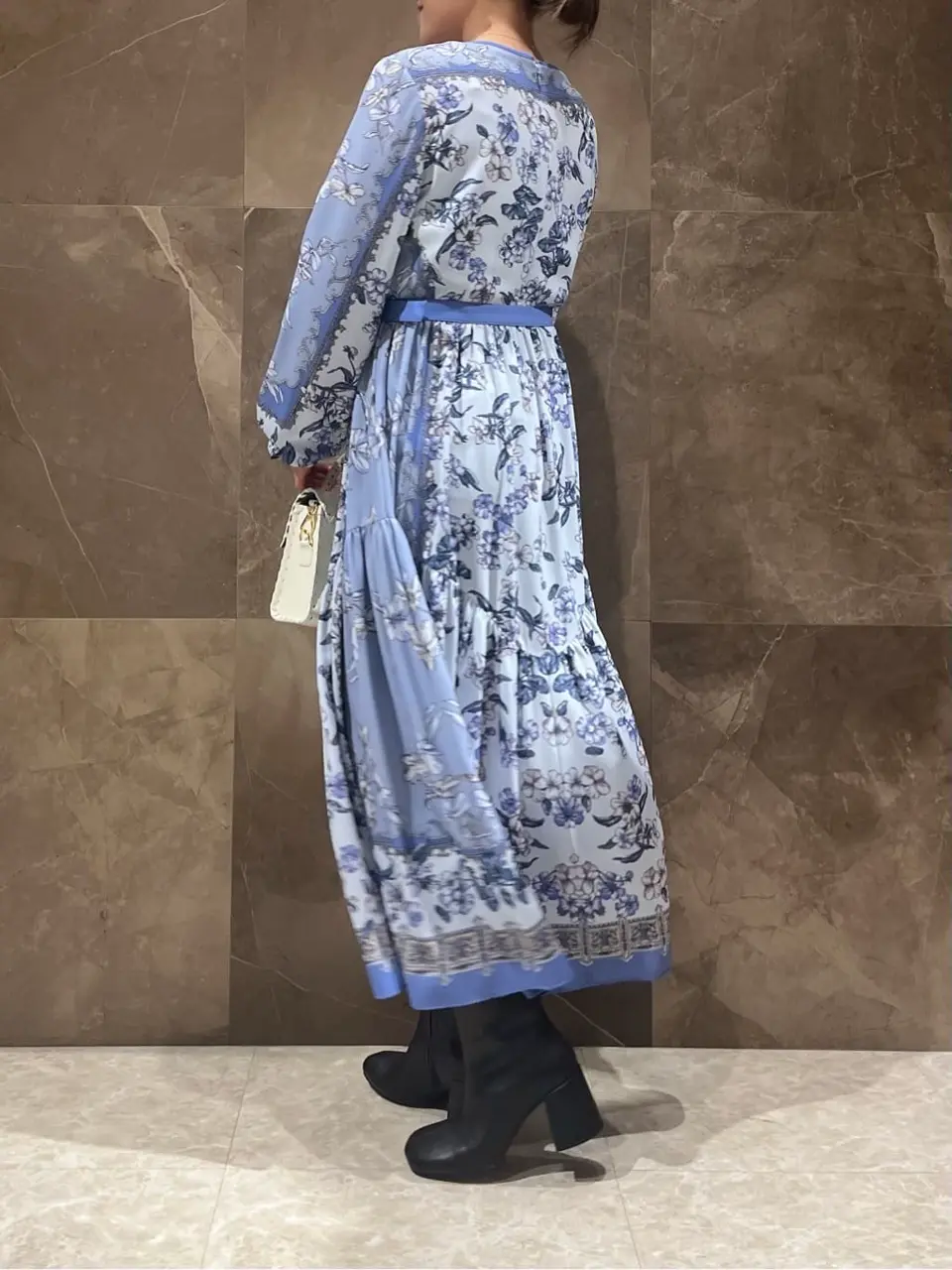 GRACE CONTINENTAL 穐山　香織 コーディネート画像