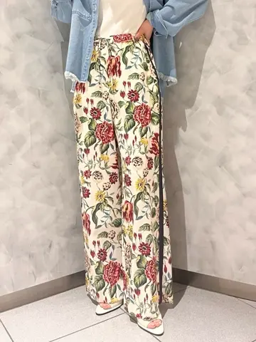 GRACE CONTINENTAL OZAWA コーディネート画像