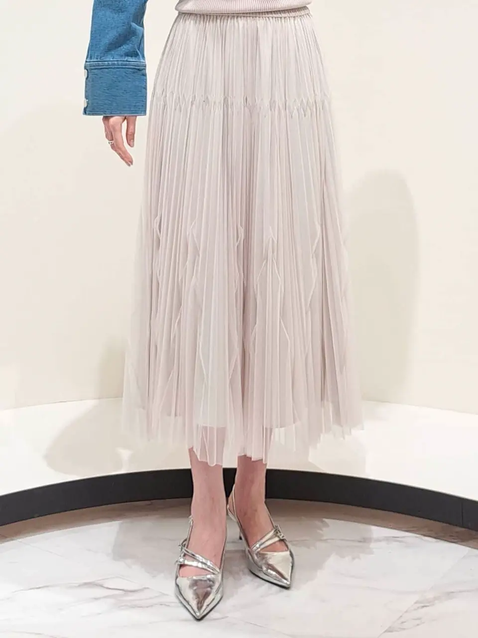 GRACE CONTINENTAL 今野　志保 コーディネート画像