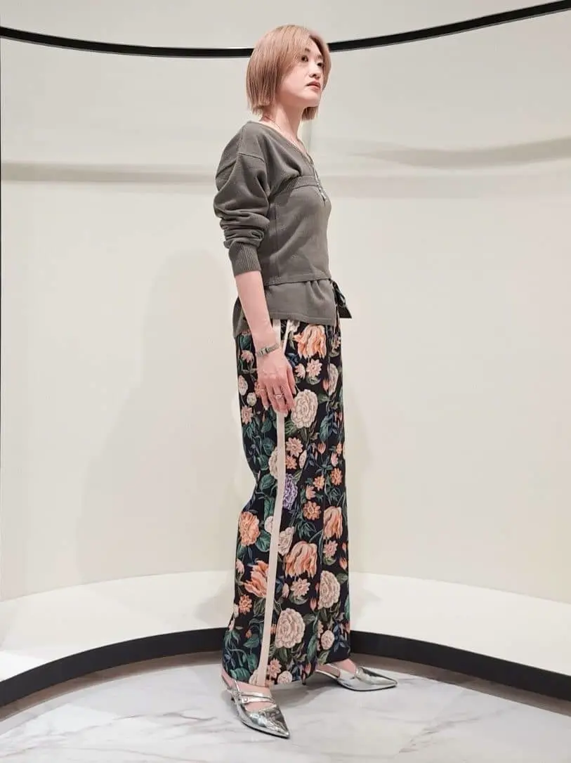 GRACE CONTINENTAL 今野　志保 コーディネート画像