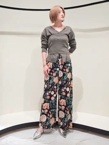 GRACE CONTINENTAL 今野　志保 コーディネート画像