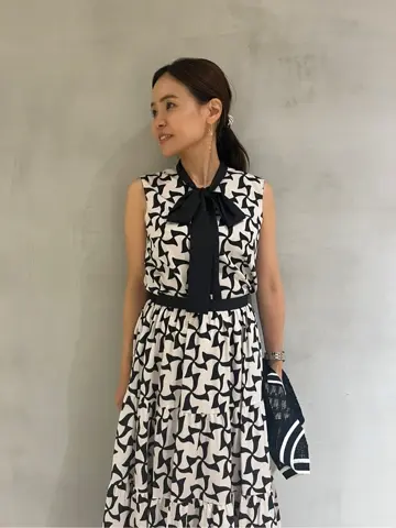 GRACE CONTINENTAL 穐山　香織 コーディネート画像