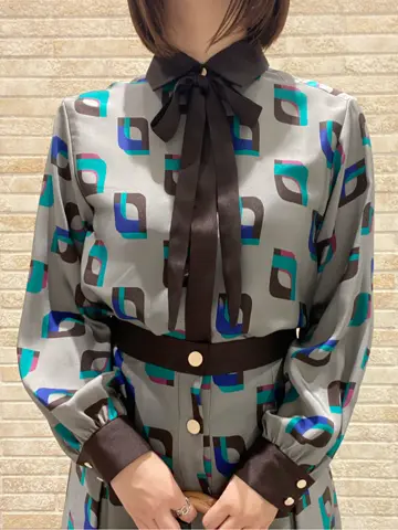 GRACE CONTINENTAL MOMOKO コーディネート画像