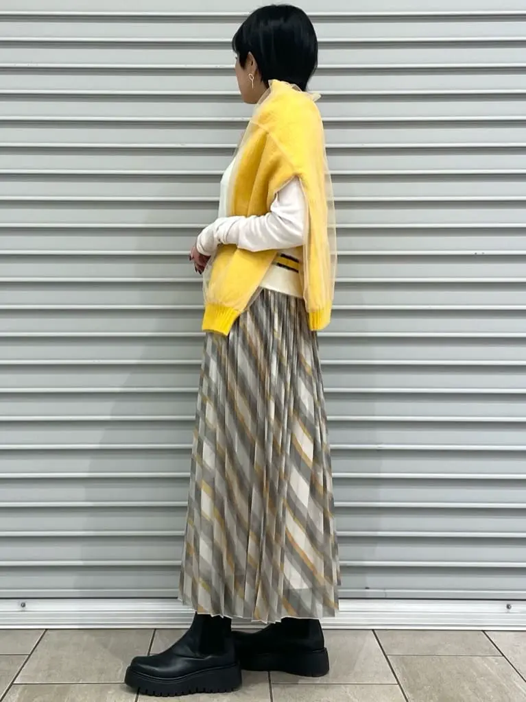 GRACE CONTINENTAL yoshi コーディネート画像