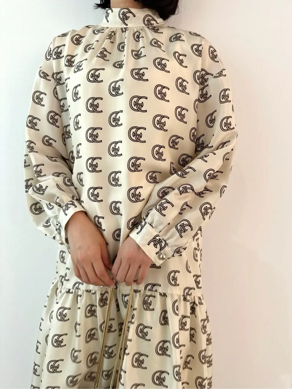 GRACE CONTINENTAL MORITA AI コーディネート画像