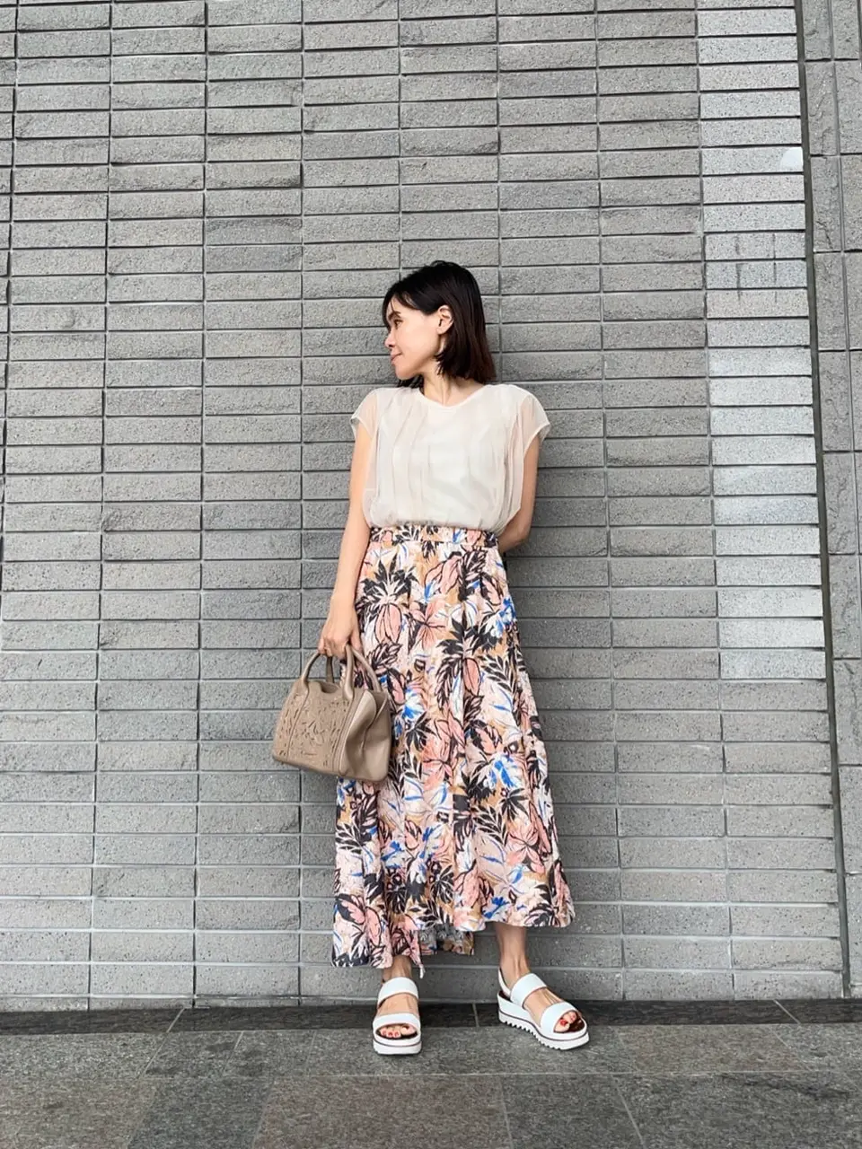 GRACE CONTINENTAL 穐山　香織 コーディネート画像