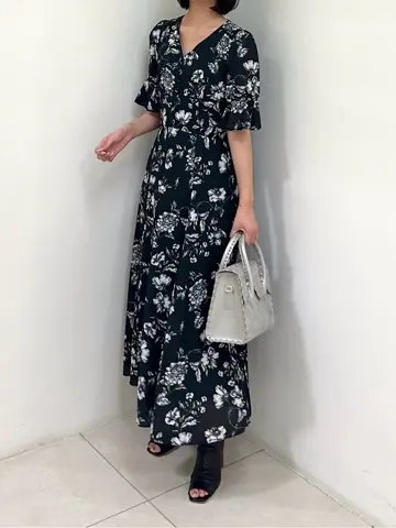 GRACE CONTINENTAL MORITA AI コーディネート画像