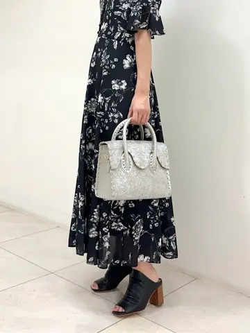 GRACE CONTINENTAL MORITA AI コーディネート画像