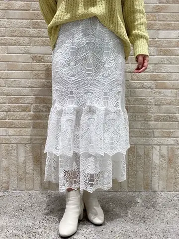 GRACE CONTINENTAL MOMOKO コーディネート画像