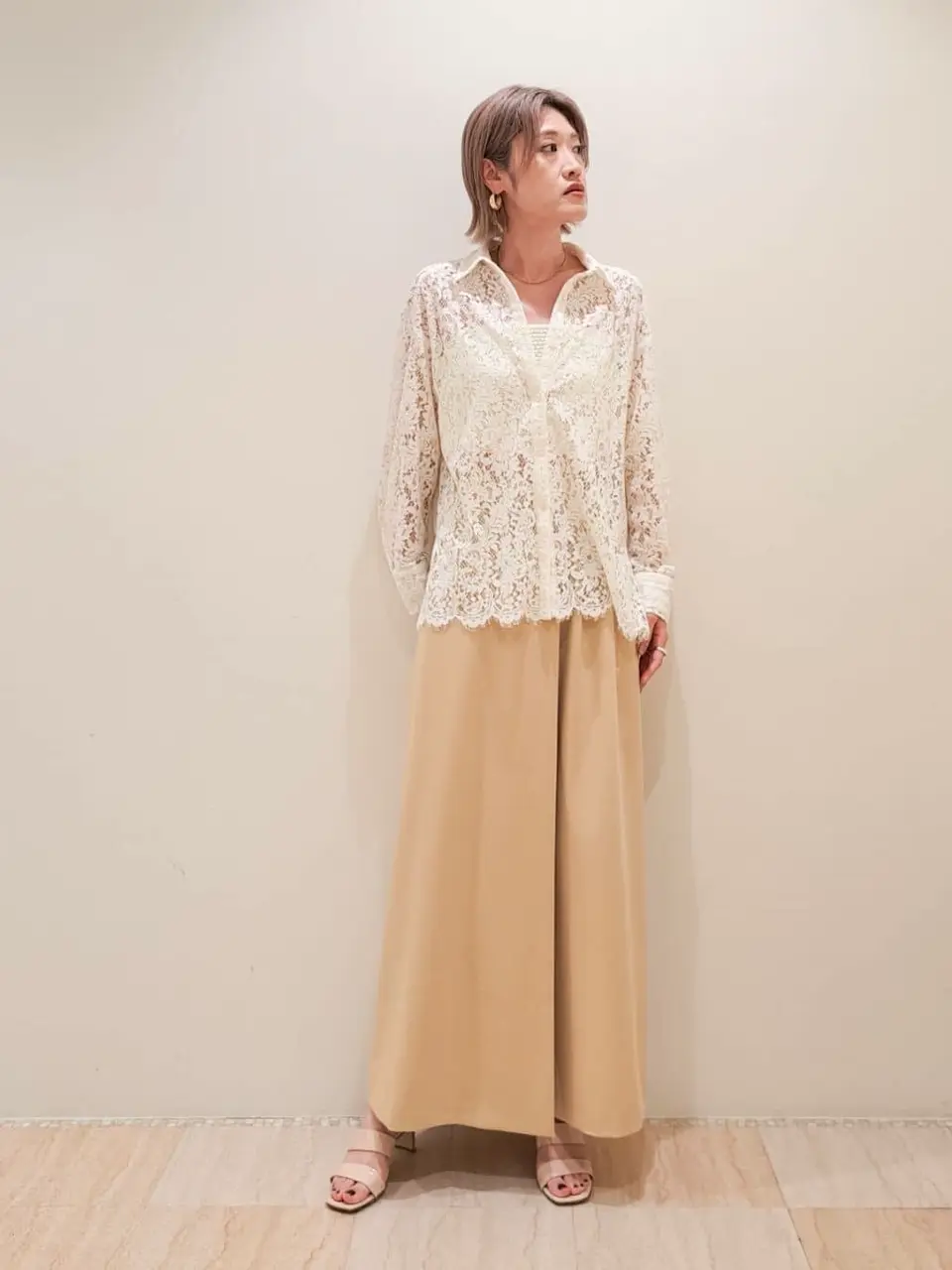 GRACE CONTINENTAL 今野　志保 コーディネート画像