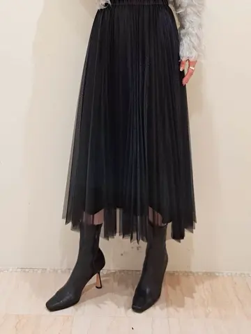 GRACE CONTINENTAL 今野　志保 コーディネート画像