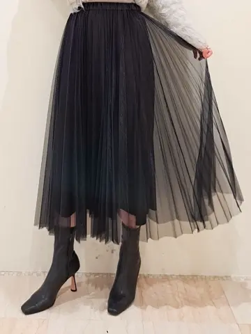 GRACE CONTINENTAL 今野　志保 コーディネート画像