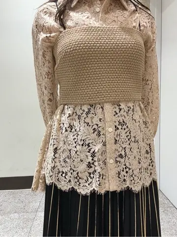 GRACE CONTINENTAL MOMOKO コーディネート画像