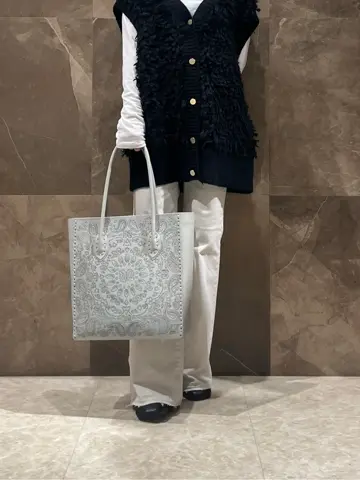 GRACE CONTINENTAL 穐山　香織 コーディネート画像