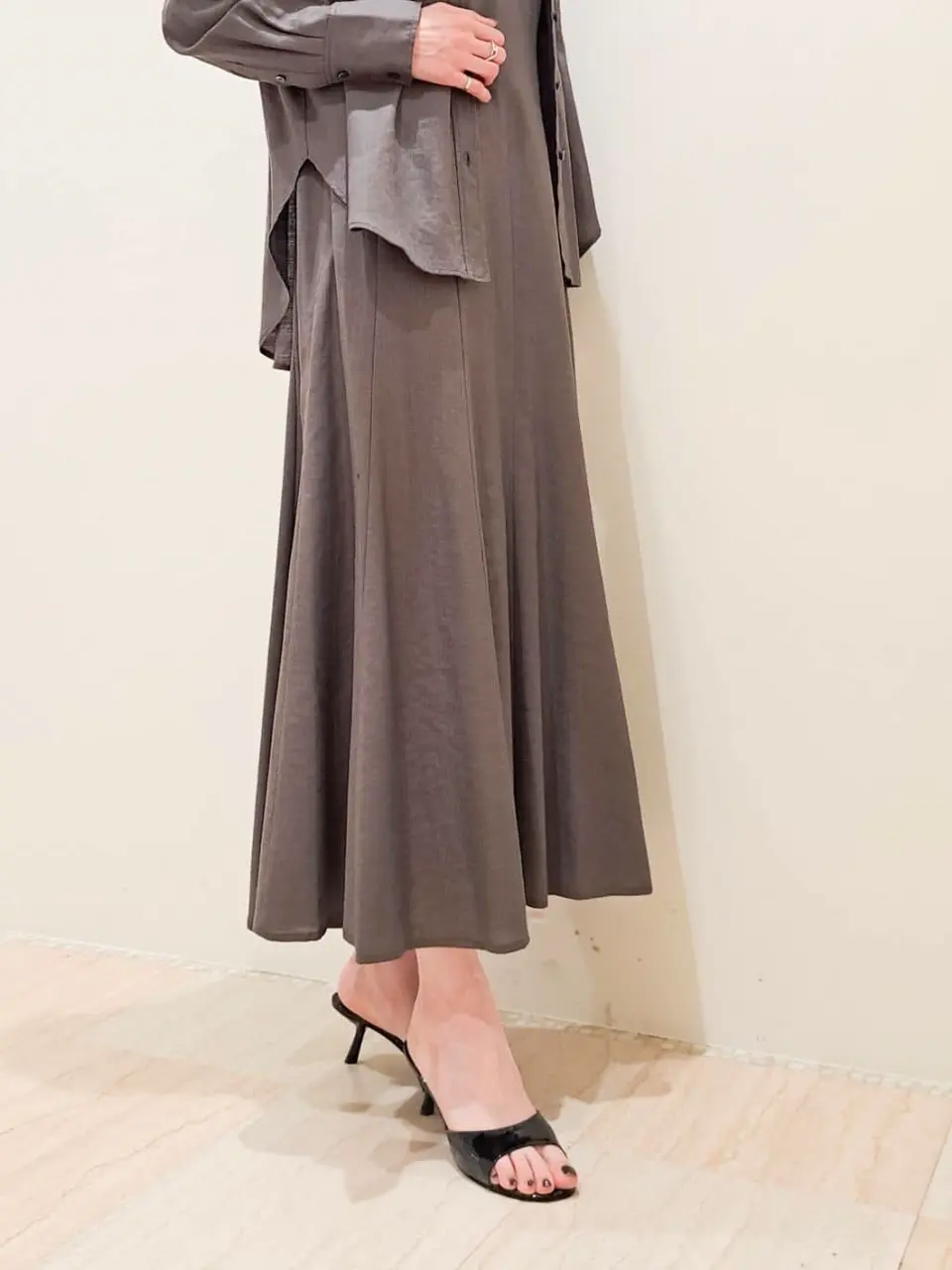 GRACE CONTINENTAL 今野　志保 コーディネート画像