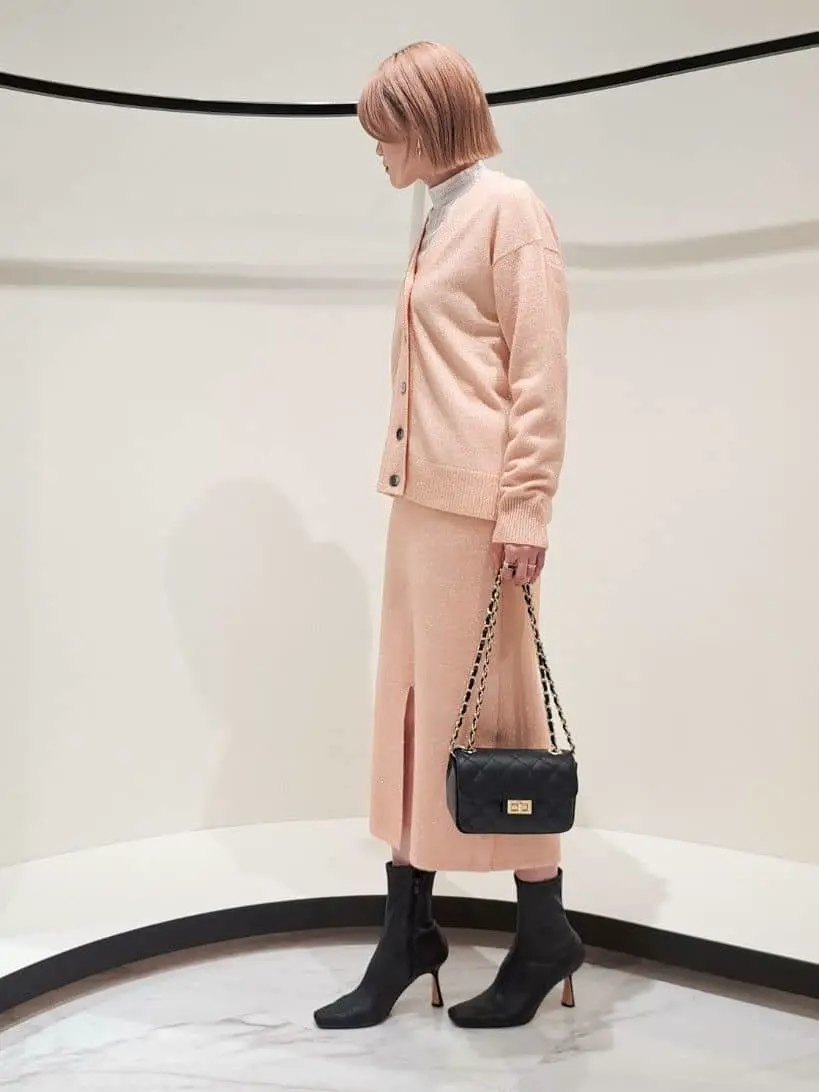 GRACE CONTINENTAL 今野　志保 コーディネート画像